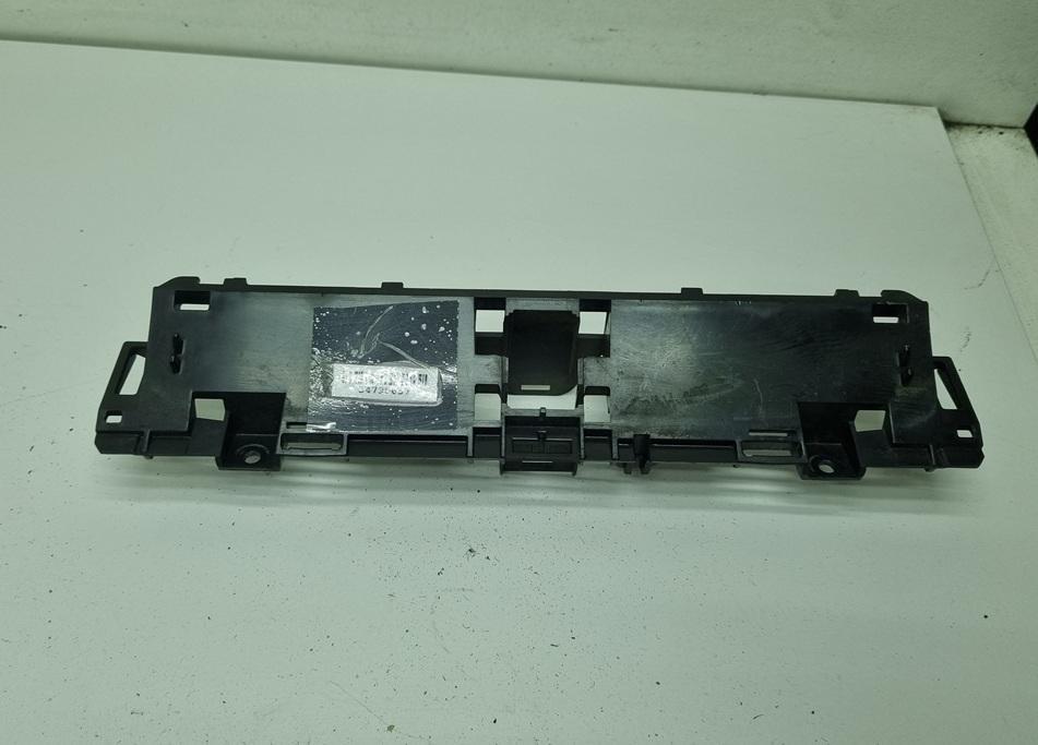 накладка на торпедо (консоль) Volkswagen Passat B6 2008, 1.8 л., бензин, МКПП, синий, универсал, 3C0857318C