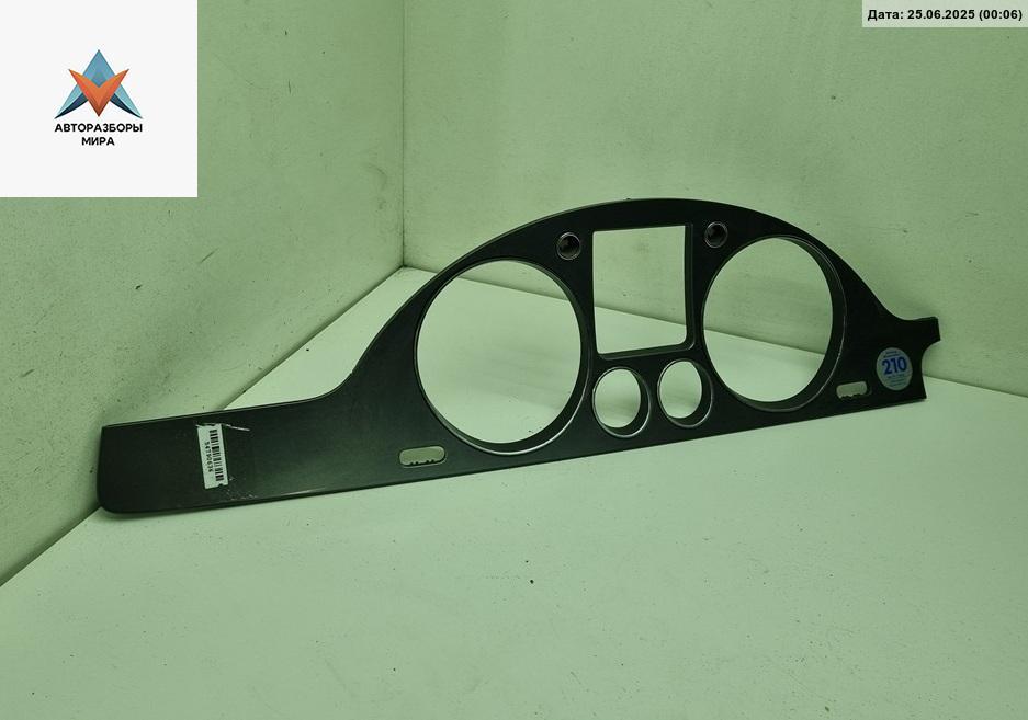 накладка на торпедо (консоль) Volkswagen Passat B6 2008, 1.8 л., бензин, МКПП, синий, универсал, 3C1858335BF - фото №1