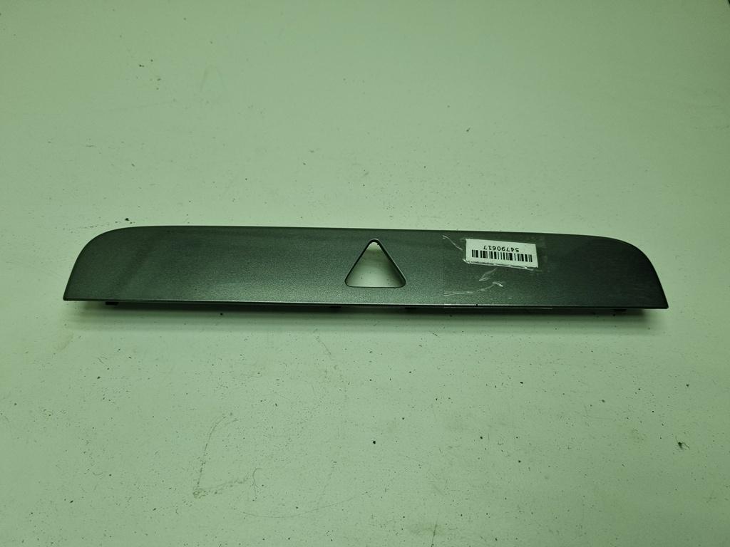 накладка на торпедо (консоль) Volkswagen Passat B6 2008, 1.8 л., бензин, МКПП, синий, универсал, 3C0858063G