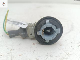 Патрон лампы указателя поворота Citroen Xantia 1 поколение [рестайлинг] 1999, 1.8 л., бензин, МКПП, синий, хетчбэк 5 дв.