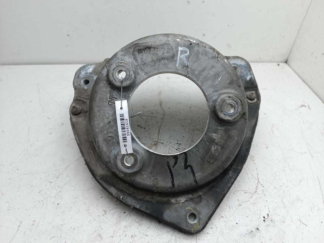 Опора амортизатора переднего (верхняя) Peugeot 407 2005, 2.0 л., бензин, МКПП, серый, седан