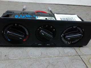 блок управления печки / климат-контроля Skoda Fabia 3 поколение (NJ) 2015, 1.2 л., бензин, МКПП, хетчбэк 5 дв., 6V0820045A