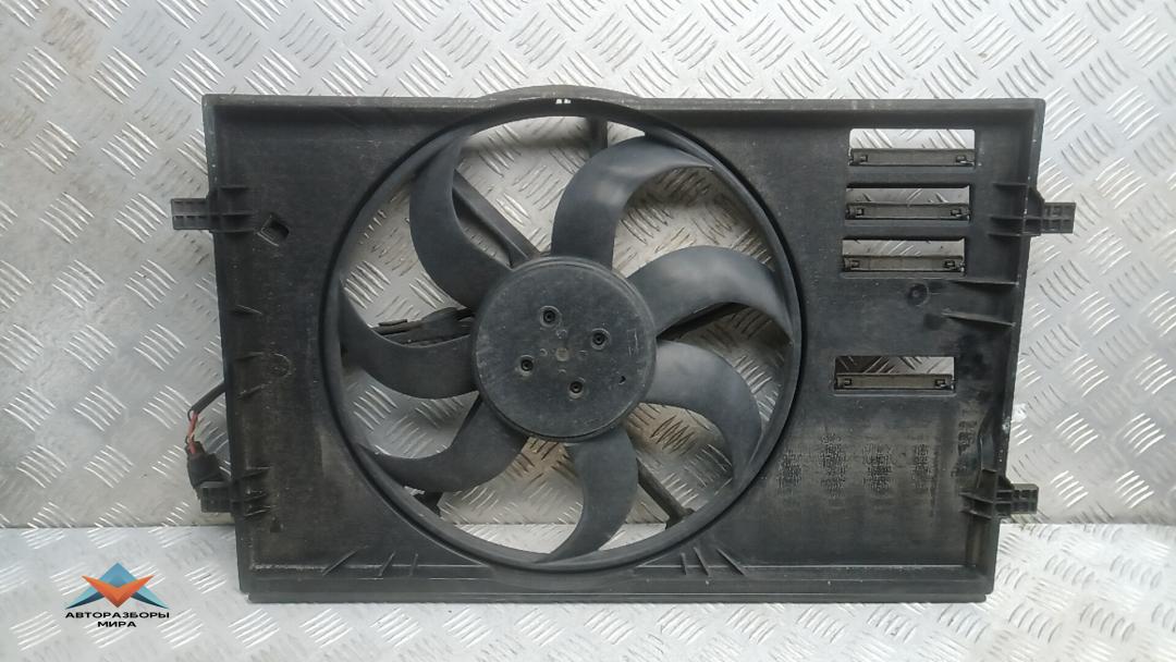 вентилятор радиатора Skoda Superb 3 поколение 2018, 1.6 л., дизель, АКПП, хетчбэк 5 дв., 5Q0121203DA, 5Q0121205AP, 5Q0959455BF - фото №1