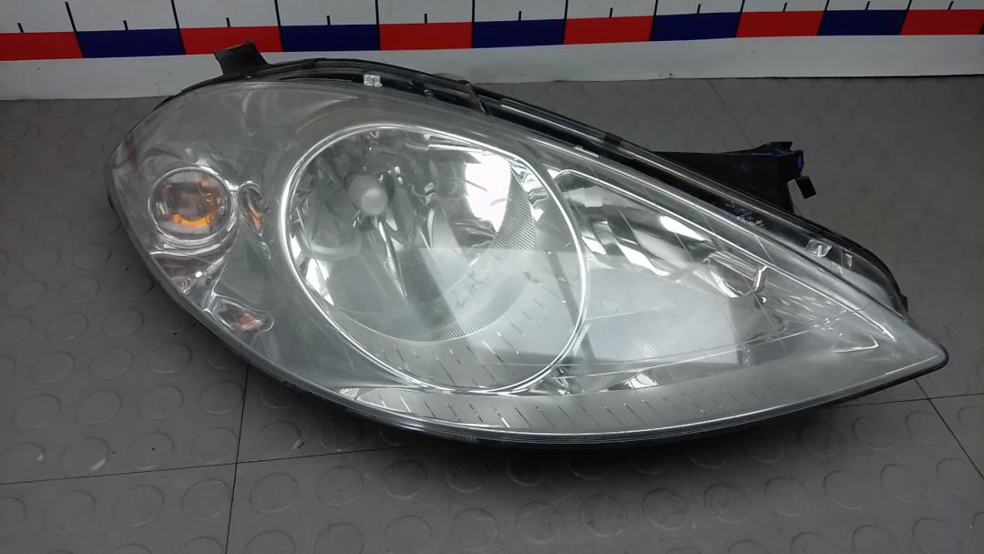 фара правая Mercedes-Benz A-Класс W169 2006, 1.5 л., A150, бензин, МКПП, хетчбэк 5 дв., A1698200461 - фото №1