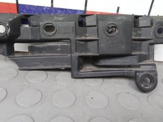 Крепление бампера заднего Volkswagen Caddy 3 поколение [рестайлинг] 2014, 1.6 л., дизель, МКПП