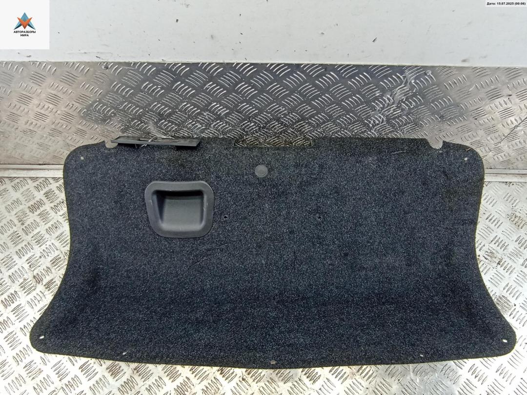 обшивка крышки багажника Opel Vectra C 2003, 1.8 л., бензин, МКПП, синий, седан, 13173585 - фото №1