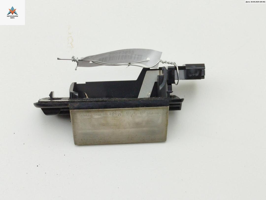 подсветка номера BMW 3 серия E36 1991, 1.8 л., бензин, МКПП, серый, седан, 1387048 - фото №1