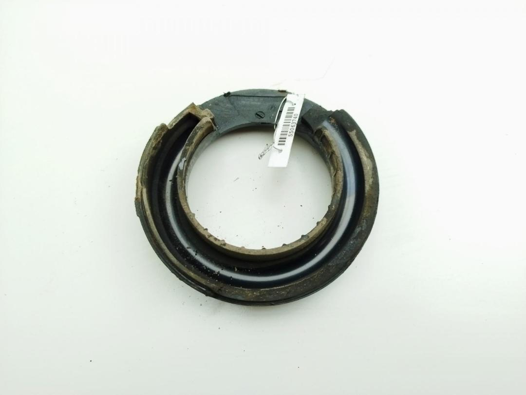 Проставка под пружину переднюю BMW 5 серия F07/F10/F11 2012, 3.0 л., дизель, АКПП, чёрный, универсал, 6798834 - фото №1