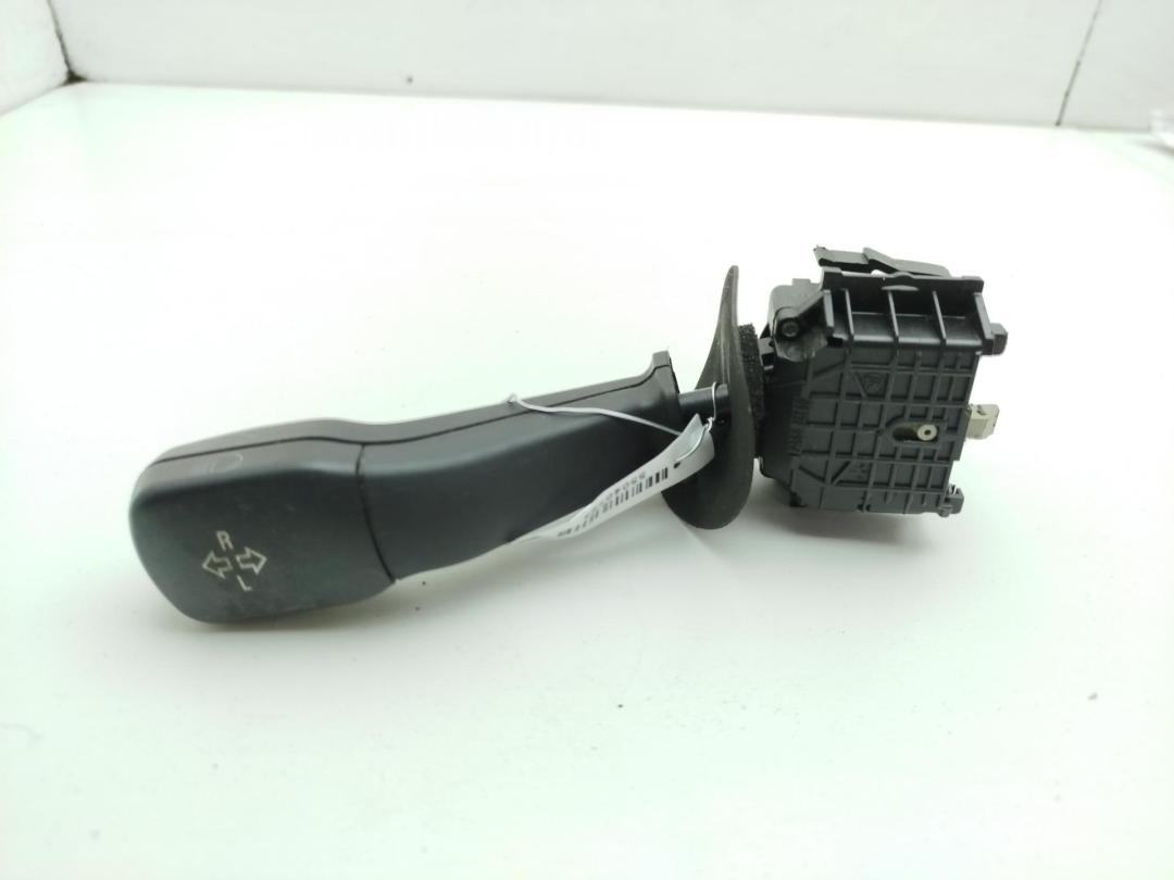 переключатель поворотов BMW 5 E39 1996, 2.5 л., бензин, АКПП, серый, седан