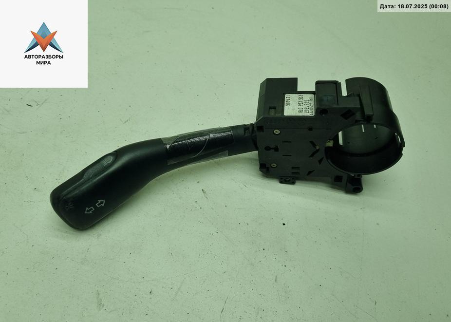 переключатель поворотов Volkswagen Passat B5 1997, 1.6 л., бензин, МКПП, серый, седан, 8L0953513 - фото №1