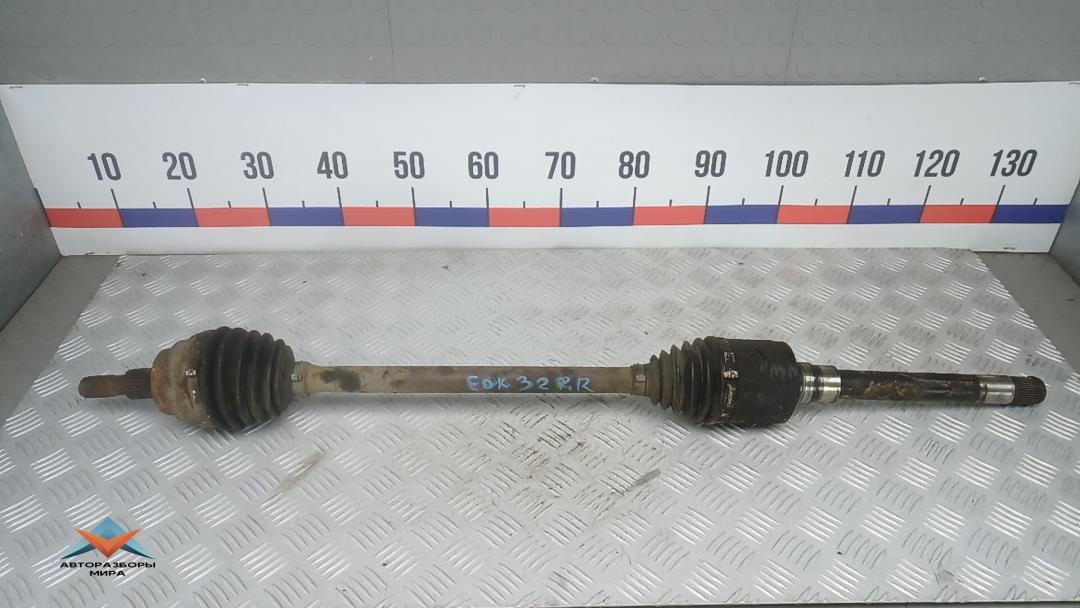 полуось передняя правая (приводной вал, ШРУС) Mercedes-Benz M-Класс W164 2005, 3.0 л., D ML320 CDI, дизель, АКПП, внедорожник 5 дв. - фото №1