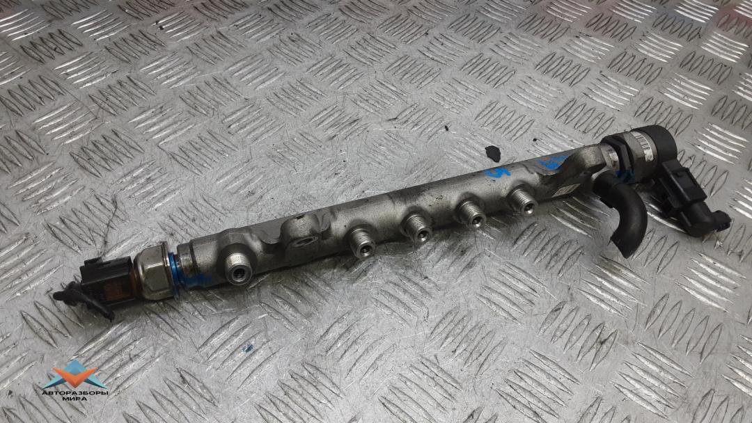 топливная рампа Volkswagen Passat B6 2009, 2.0 л., дизель, АКПП, седан, 03L130089, 03L089C - фото №1