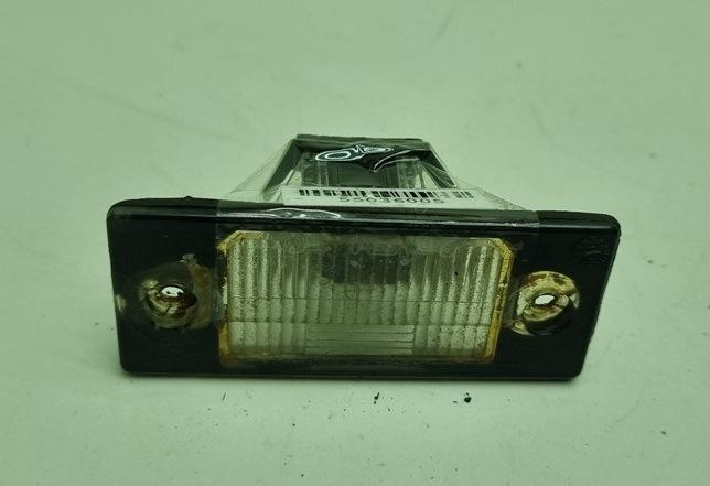 подсветка номера Volkswagen Bora 2001, 2.0 л., бензин, МКПП, чёрный, седан, 1J5943021