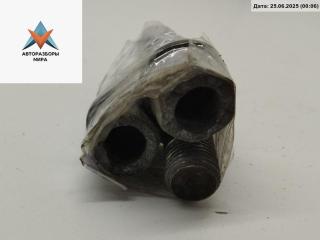 болт колесный Audi A4 B6 2003, 1.6 л., бензин, МКПП, зелёный, седан