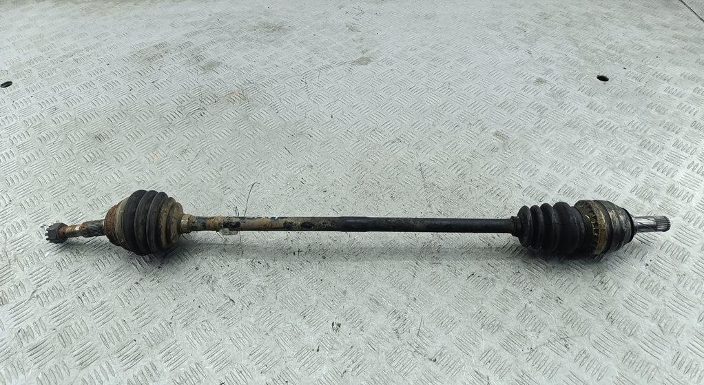 полуось передняя правая (приводной вал, ШРУС) Opel Astra G 1998, 1.6 л., бензин, МКПП, зелёный, универсал