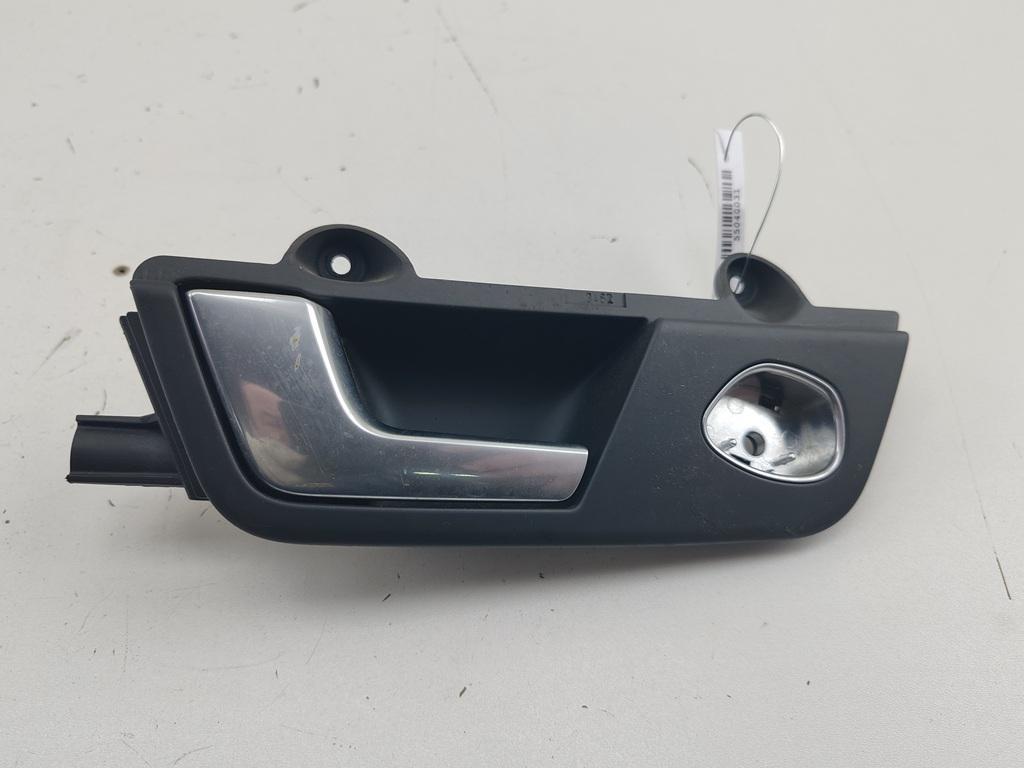 ручка внутренняя задняя левая Audi A4 B6 2002, 2.0 л., бензин, МКПП, синий, универсал, 8E0839019