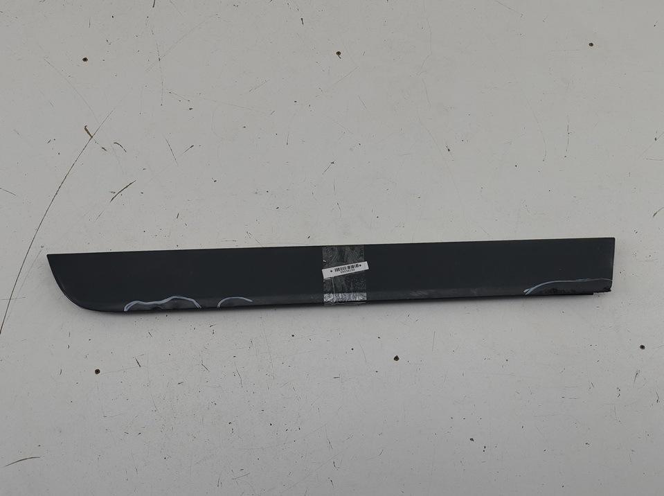 молдинг двери задней правой Audi A4 B6 2002, 2.0 л., бензин, МКПП, синий, универсал, 8E0853970