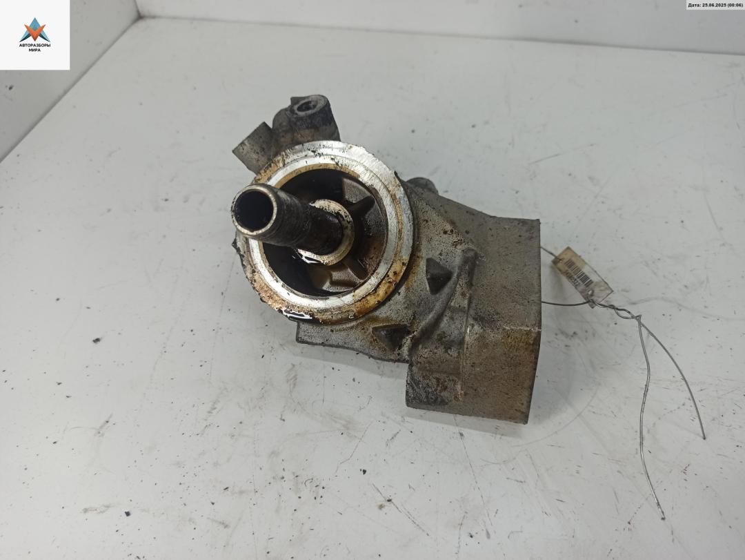 корпус масляного фильтра Audi A4 B5 1997, 1.8 л., бензин, МКПП, универсал, 050115417 - фото №1