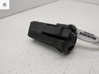 кронштейн радиатора Mazda 3 BK 2004, 1.6 л., бензин, МКПП, красный, хетчбэк 5 дв., 3M5H-8125-AC