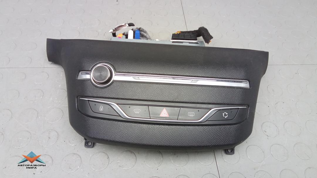 магнитола Peugeot 308 T9 2015, 1.6 л., дизель, МКПП, универсал, 9810476280 - фото №1