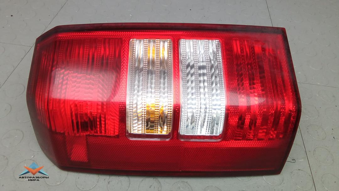 фонарь задний левый Jeep Patriot 1 поколение 2007, 2.0 л., дизель, МКПП, внедорожник 5 дв. - фото №1