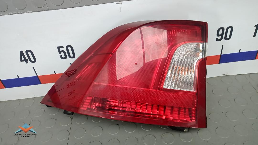 фонарь задний левый Volvo S60 2 поколение 2011, 2.0 л., дизель, МКПП, седан - фото №1