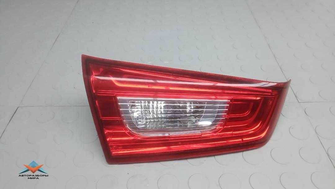 фонарь крышки багажника правый Mitsubishi ASX 1 поколение 2011, 1.8 л., дизель, МКПП, внедорожник 5 дв. - фото №1