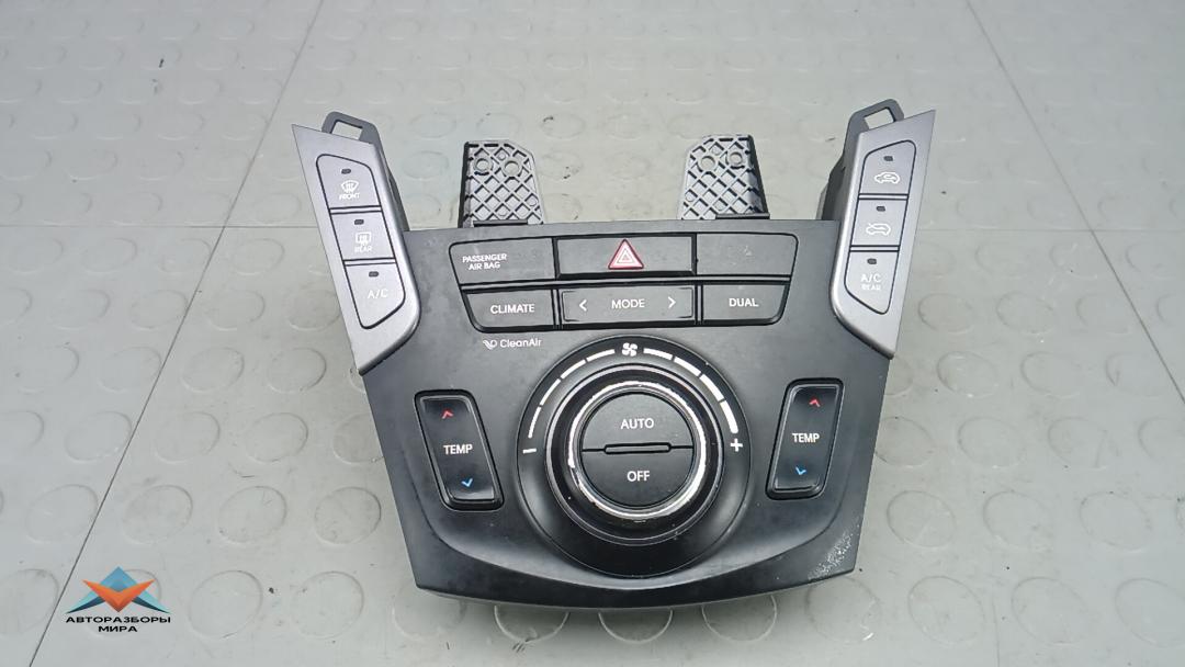 блок управления печки / климат-контроля Hyundai Santa Fe 3 поколение (DM) 2012, 2.2 л., дизель, АКПП, внедорожник 5 дв., 972502W8004X - фото №1
