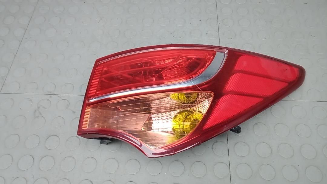 фонарь задний правый Hyundai Santa Fe 3 поколение (DM) 2012, 2.2 л., дизель, АКПП, внедорожник 5 дв., 924022W030 - фото №1