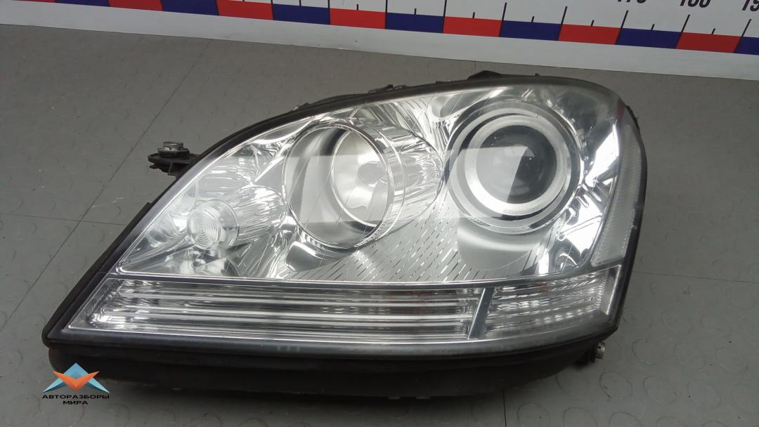 фара левая Mercedes-Benz M-Класс W164 2007, 3.0 л., D ML280 CDI, дизель, АКПП, внедорожник 5 дв. - фото №1