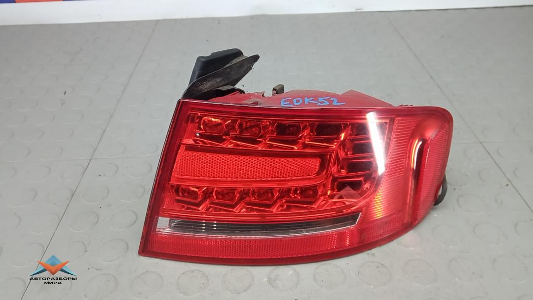 фонарь задний правый Audi A4 B8/8K 2010, 2.0 л., дизель, МКПП, седан - фото №1