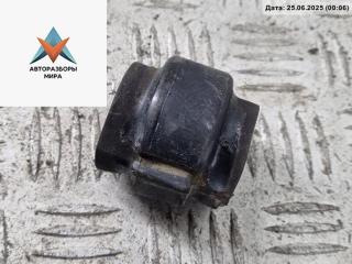 крепление стабилизатора / втулки стабилизатора Volkswagen Passat B5 1997, 1.6 л., бензин, МКПП, серый, седан, 4D0411327