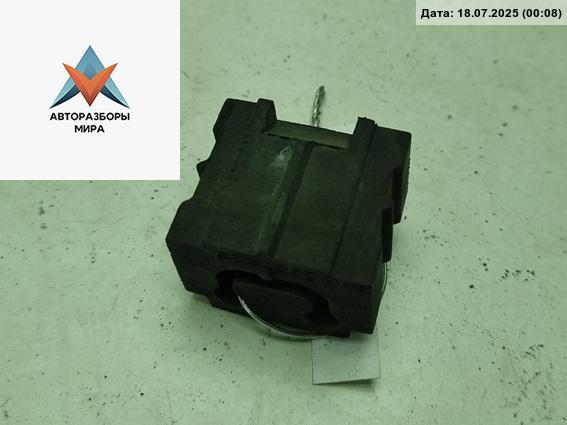 кронштейн радиатора Volkswagen Passat B5 1998, 1.8 л., бензин, МКПП, серый, седан, 8D0260425 - фото №1