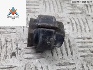 крепление стабилизатора / втулки стабилизатора Volkswagen Passat B5 1997, 1.6 л., бензин, МКПП, серый, седан, 4D0411327