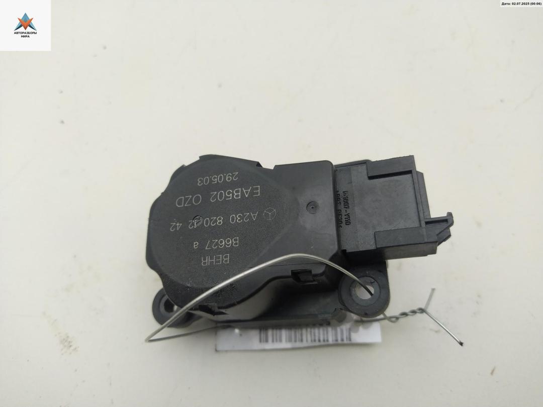 моторчик заслонки печки Mercedes-Benz E-Класс W211/S211 2003, 1.8 л., бензин, МКПП, серый, универсал, 2308201242 - фото №1