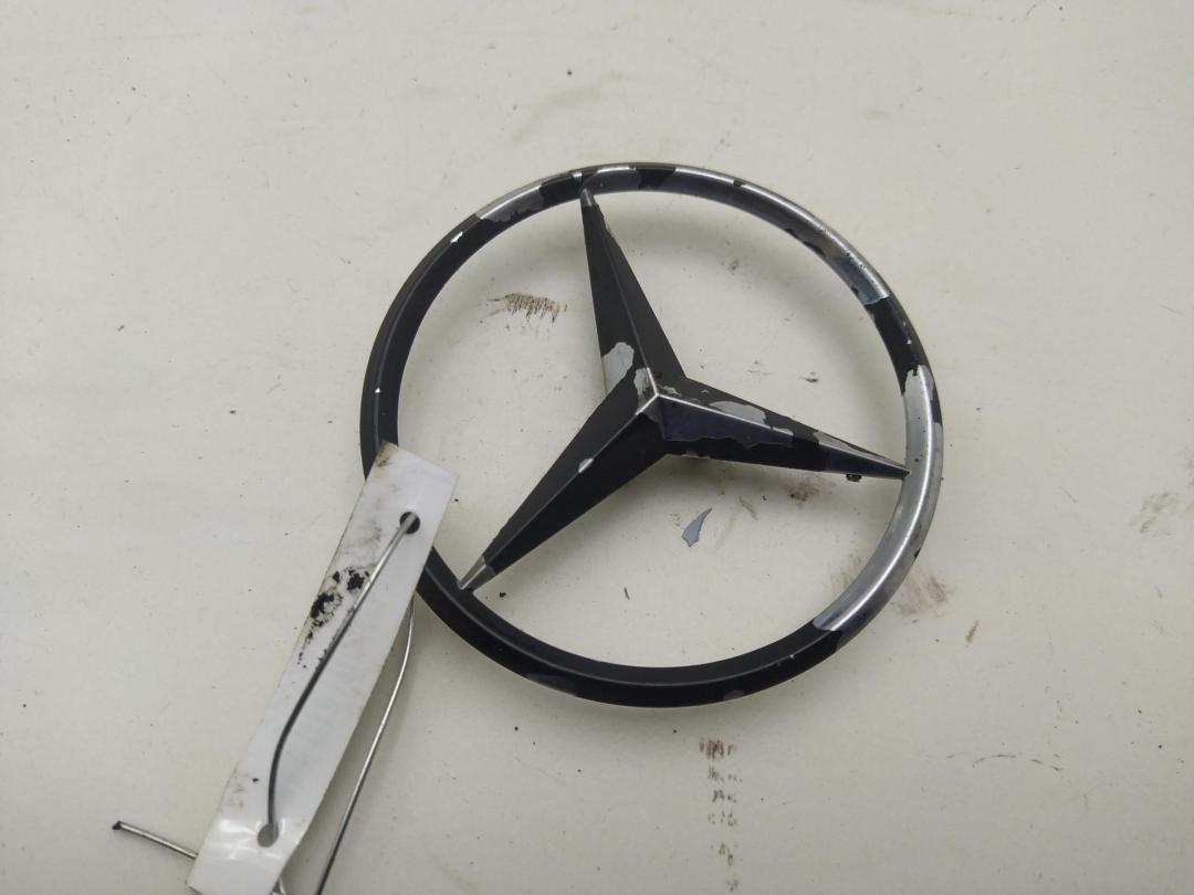 эмблема Mercedes-Benz C W203 2002, 2.2 л., дизель, МКПП, синий, седан