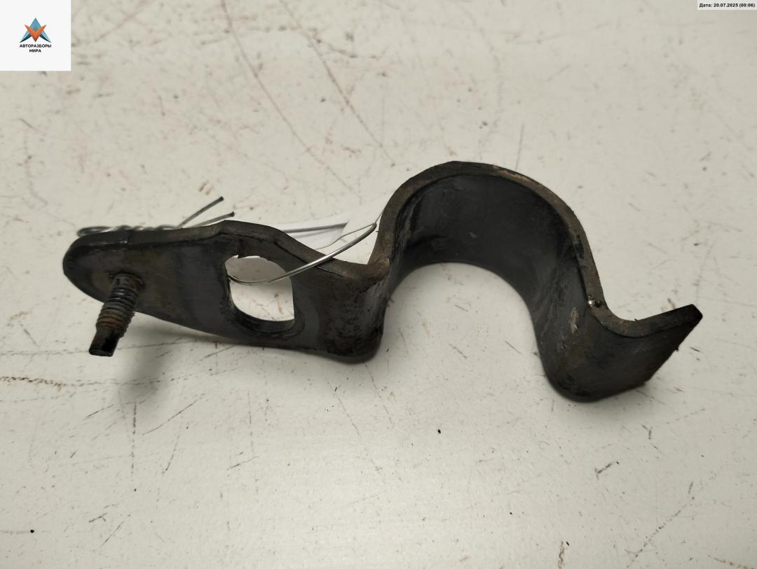 крепление стабилизатора / втулки стабилизатора Dacia (Renault) Lodgy 2012, 1.5 л., дизель, МКПП, чёрный, универсал - фото №1