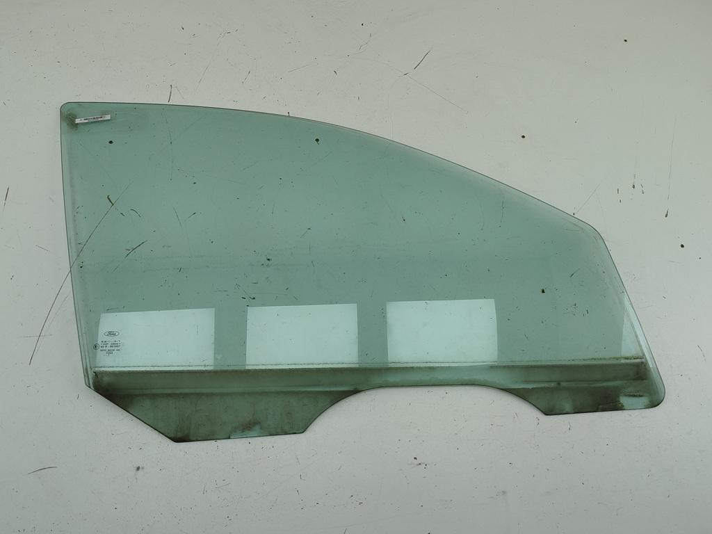 стекло двери передней правой Ford Focus I 2003, 1.6 л., i, бензин, АКПП, красный, универсал