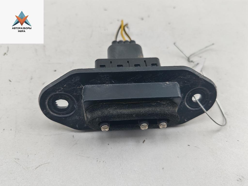 выключатель концевой (концевик) Ford Tourneo Connect 1 поколение 2006, 1.8 л., дизель, МКПП, синий, фургон, 2T1T14A658BE - фото №1