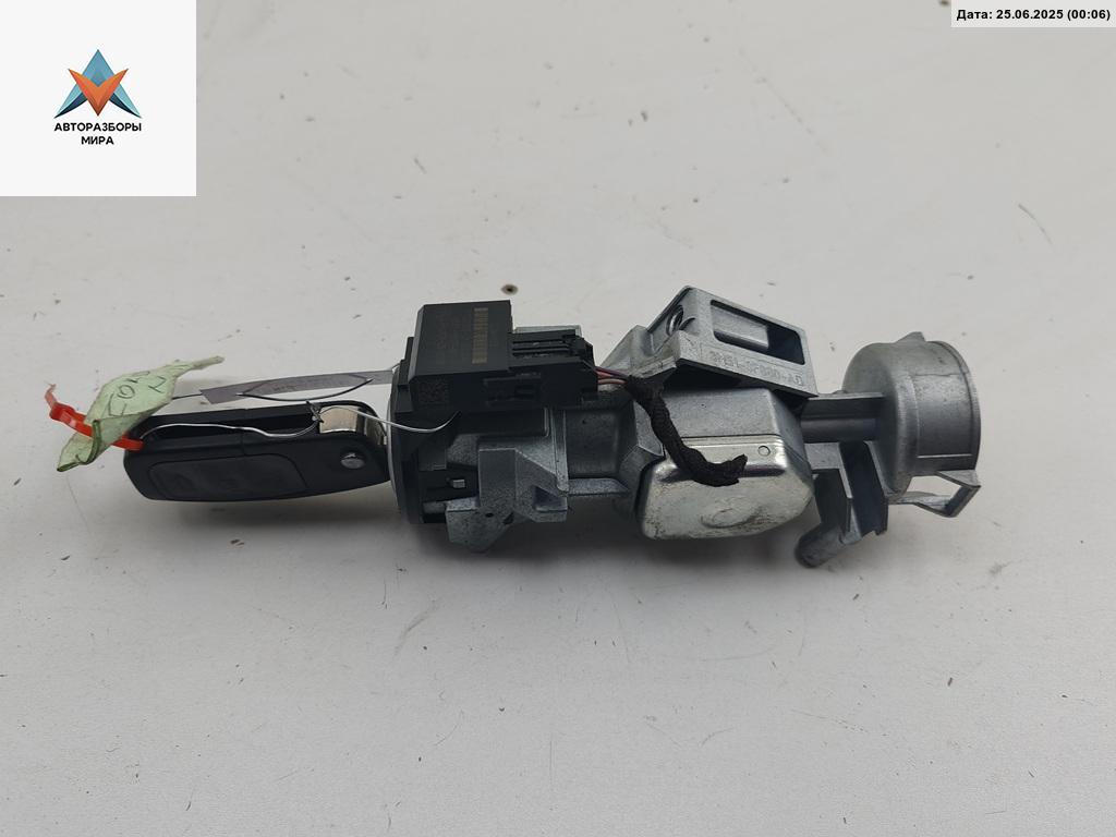 замок зажигания Ford Mondeo 4 поколение 2009, 2.0 л., дизель, МКПП, белый, универсал, 3M513F880AD - фото №1