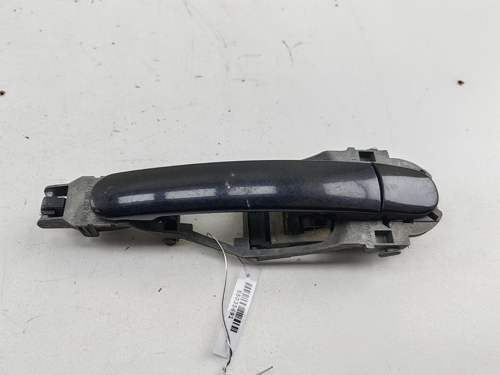 ручка наружная передняя правая Volkswagen Passat B5+ (GP) 2002, 2.5 л., дизель, АКПП, чёрный, универсал