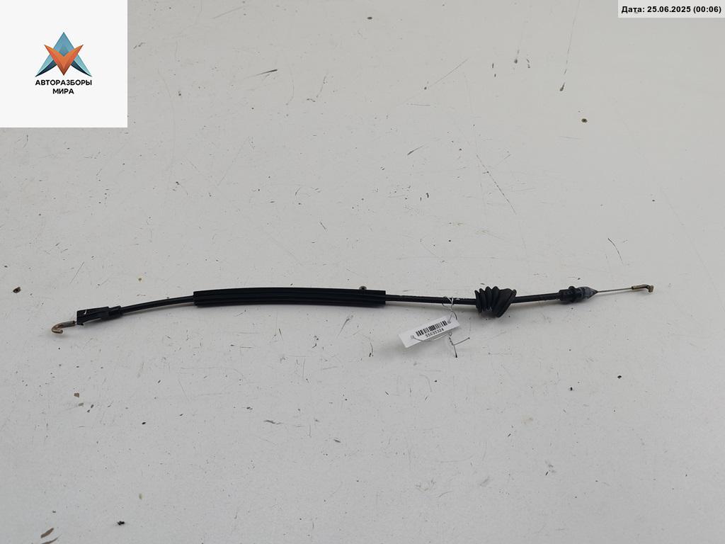 трос двери Volkswagen Bora 1 поколение 2001, 2.0 л., бензин, МКПП, чёрный, седан, 1J4837085F - фото №1