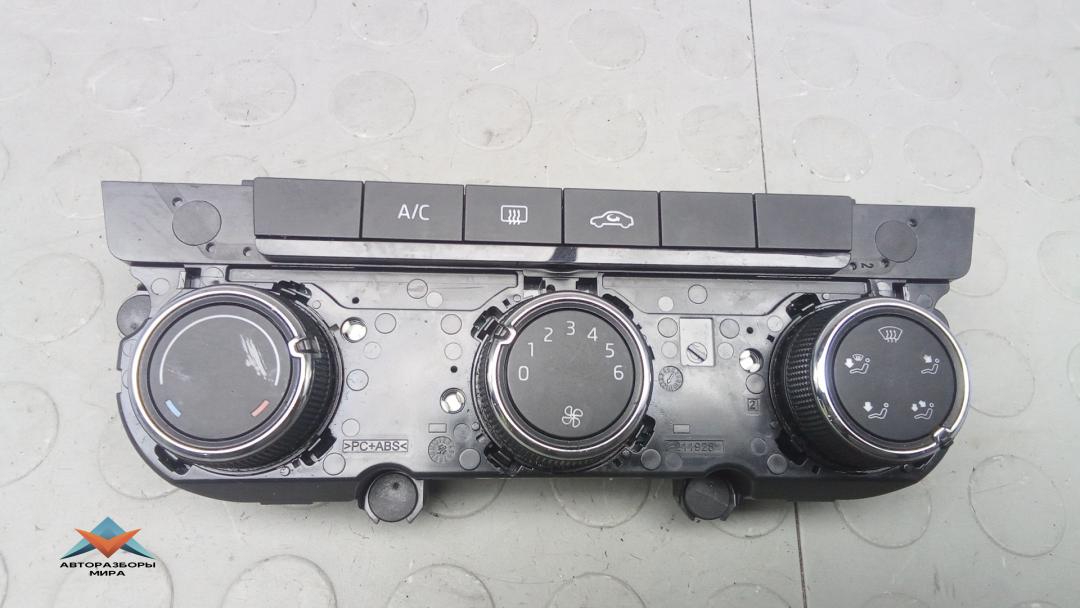 блок управления печки / климат-контроля Skoda Superb 3 поколение 2018, 1.6 л., дизель, АКПП, хетчбэк 5 дв., 565820047 - фото №1