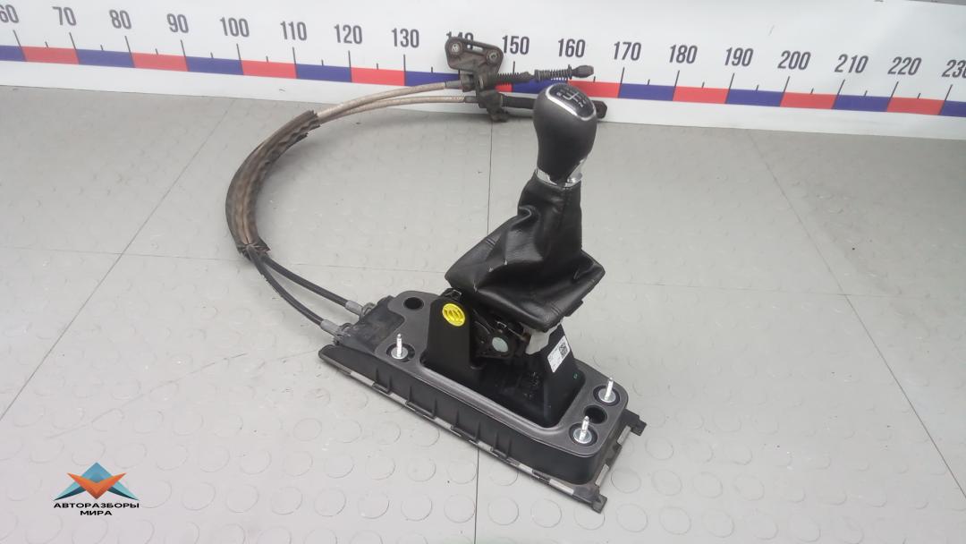 кулиса Skoda Octavia 3 поколение (A7) 2014, 2.0 л., дизель, МКПП, хетчбэк 5 дв. - фото №1