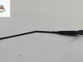 Щеткодержатель (поводок стеклоочистителя) задний Nissan Primera P11 2001, 1.8 л., бензин, МКПП, серый, хетчбэк 5 дв. - фото №2