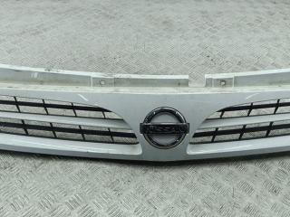 решетка радиатора Nissan Interstar 1 поколение 2008, белый, микроавтобус, 8200233587