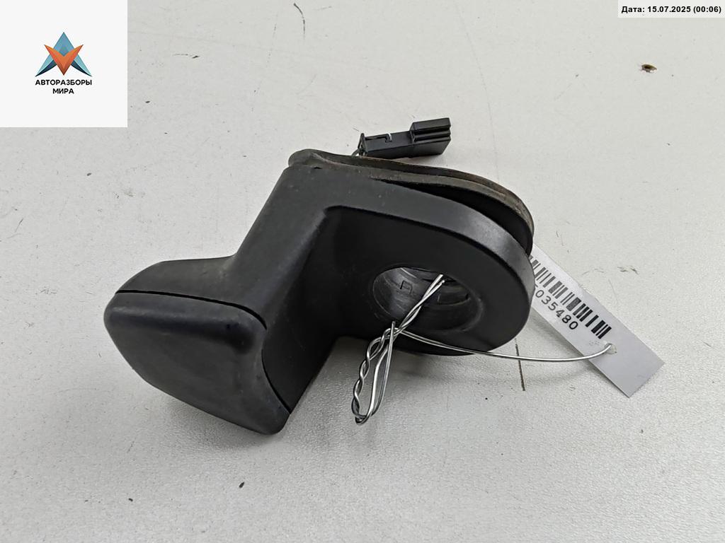 кнопка открытия багажника BMW 5 серия F07/F10/F11 2012, 3.0 л., дизель, АКПП, чёрный, универсал, 59845510 - фото №1