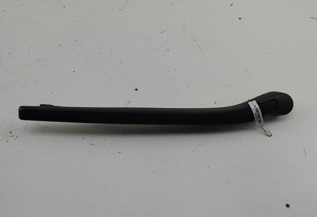 Щеткодержатель (поводок стеклоочистителя) задний BMW 5 F10/F11 2012, 3.0 л., дизель, АКПП, чёрный, универсал, 7207042