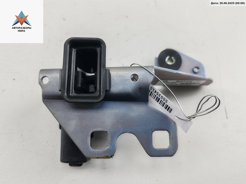 Замок стекла двери багажника BMW 5 серия F07/F10/F11 2012, 3.0 л., дизель, АКПП, чёрный, универсал, 7308831 - фото №1