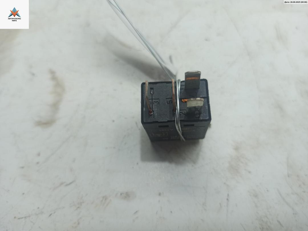 реле (прочие) Ford Transit 6 поколение 2003, 2.0 л., дизель, МКПП, синий, микроавтобус, A1301X17 - фото №1